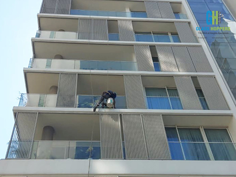 high rise building cleaning 2 